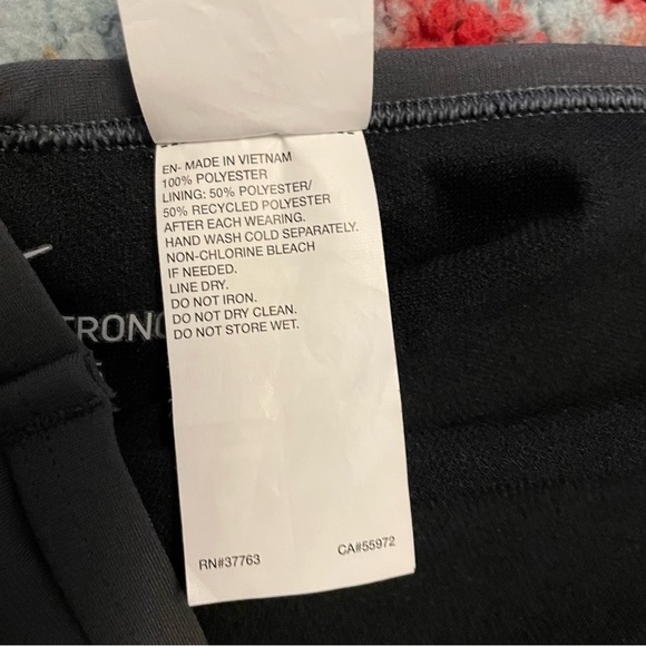 Nike Hydrastrong One Piece Swim Suit Black Women’s Size Medium - Picture 9 of 15